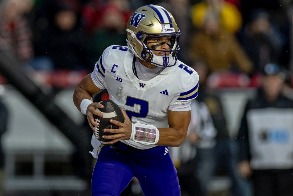 CFB DFS Top Plays: Week 12 (Saturday Night)