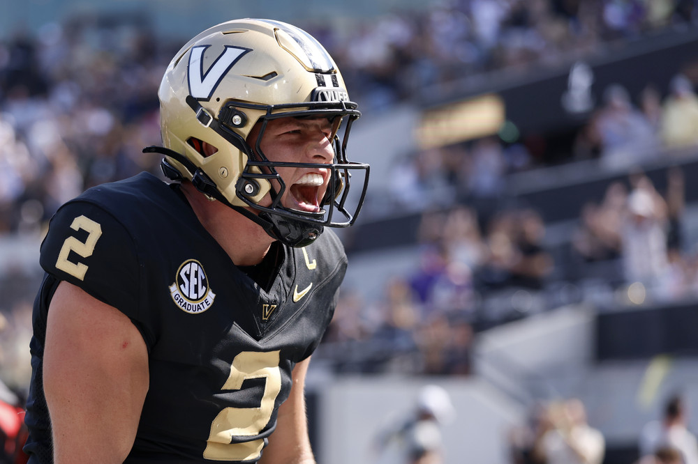 CFB DFS Top Plays: Week 13 (Saturday Main)